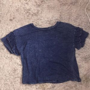 Universal thread cropped shirt!